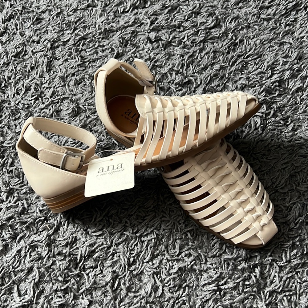a.n.a Womens Blossom Huarache Sandals